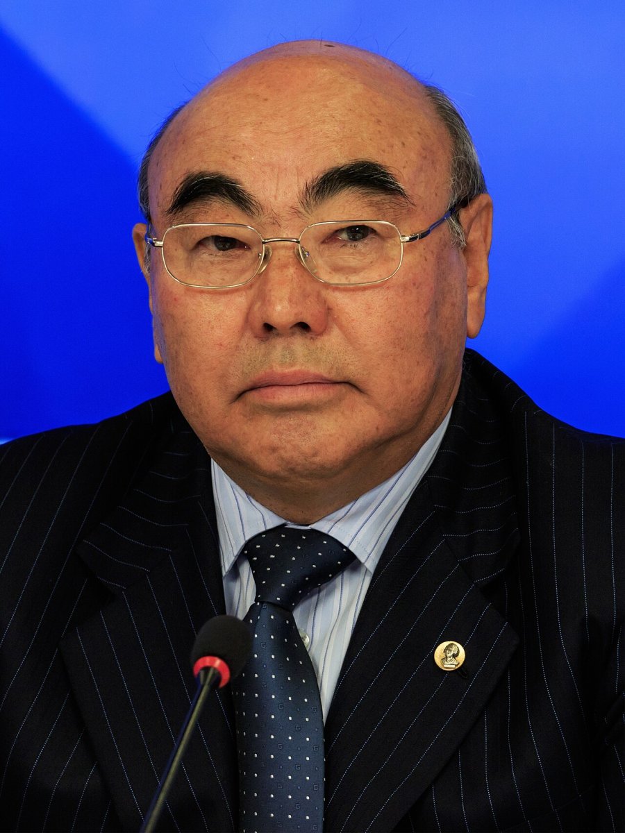 Askar Akayev