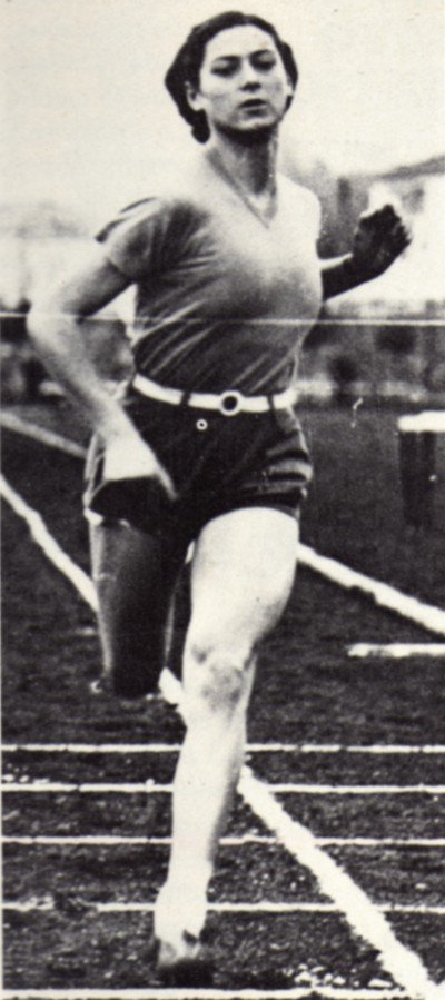 Claudia Testoni