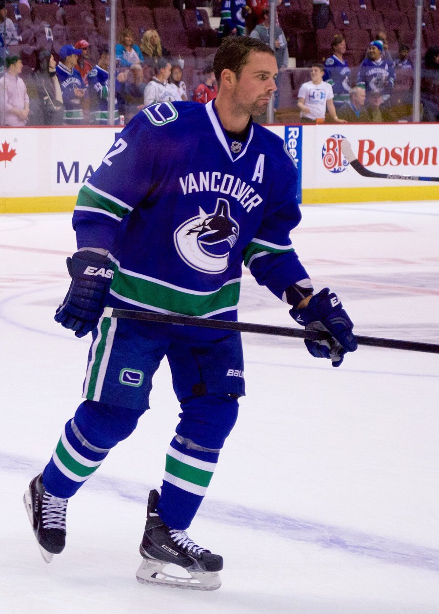 Dan Hamhuis