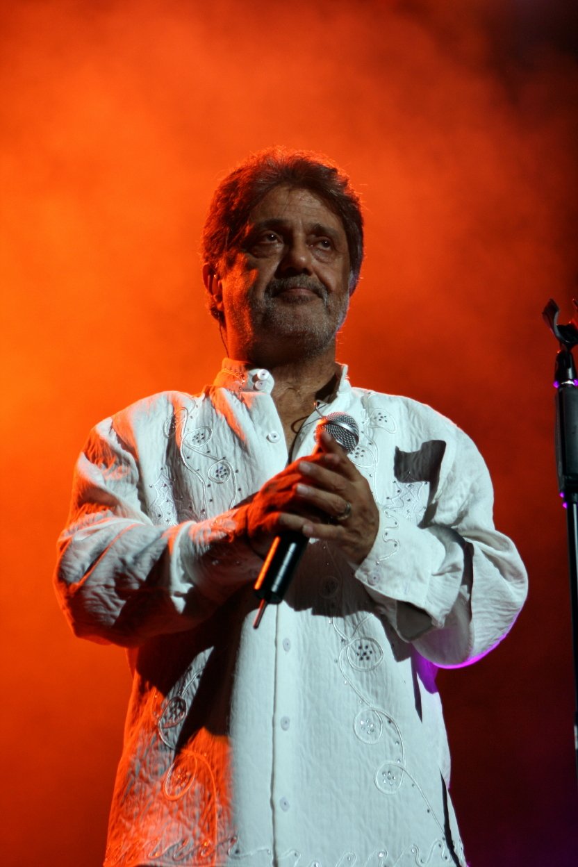 Dariush Singer