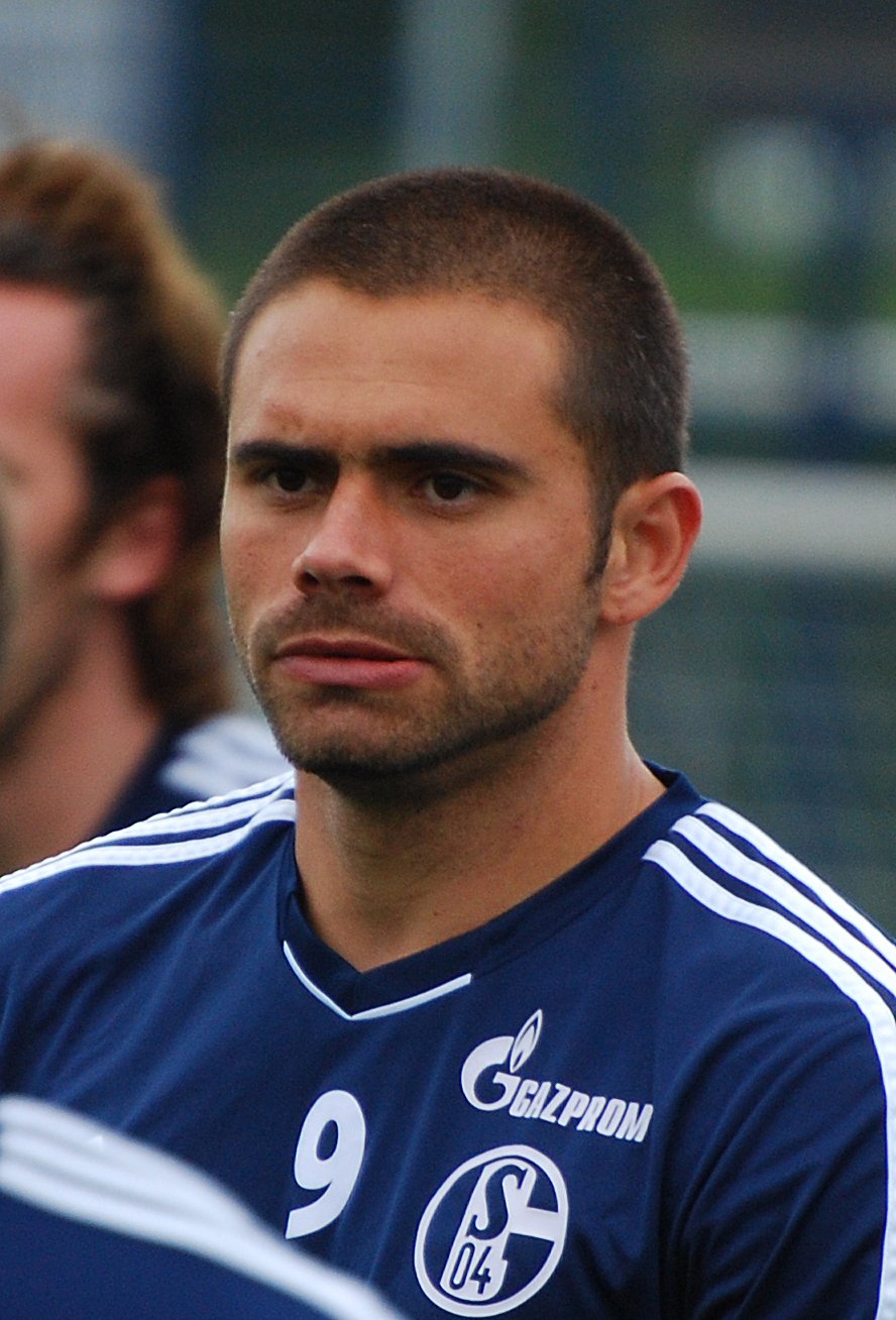 Edu Footballer Born 1981