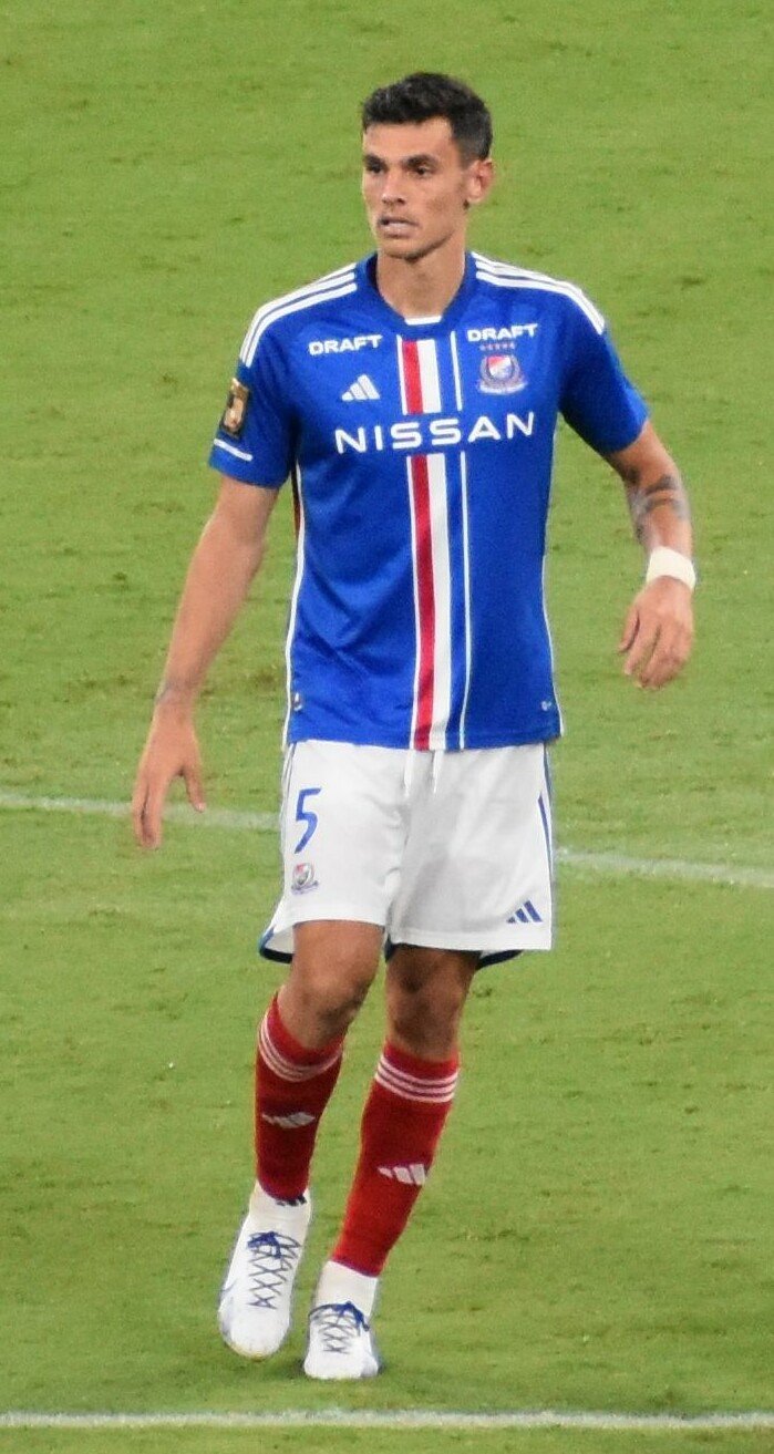 Eduardo Footballer Born 1993