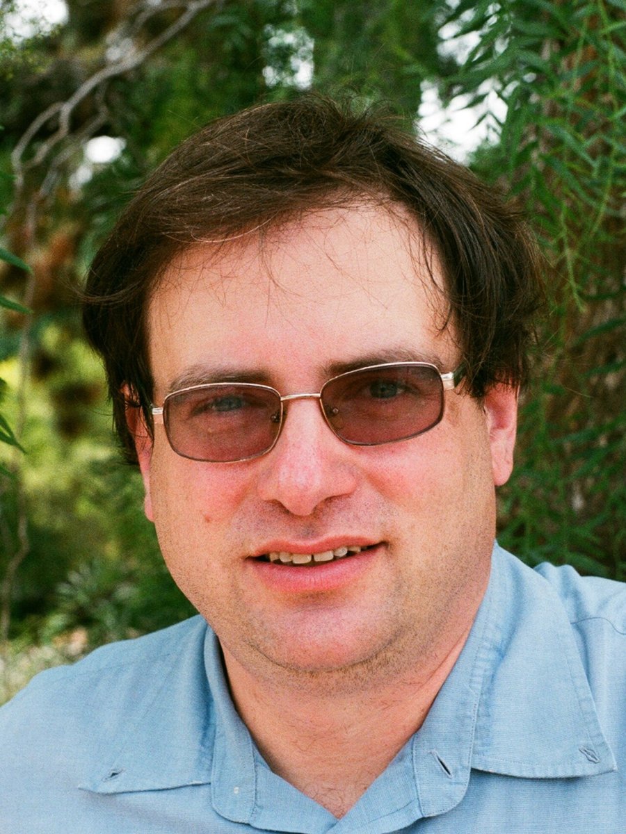 Elon Lindenstrauss
