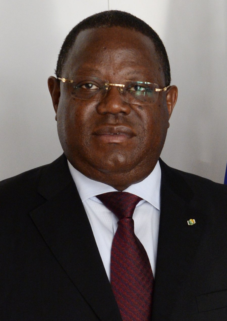 Emmanuel Issoze Ngondet