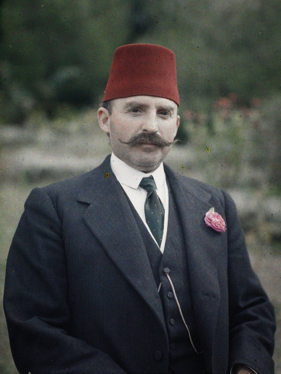 Essad Toptani