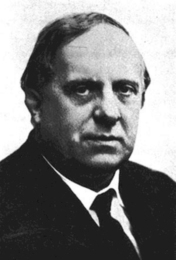 Frederick W Lanchester