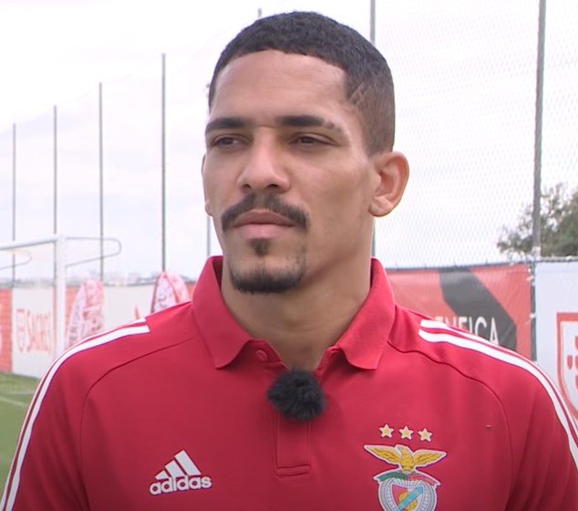 Gilberto Footballer Born 1993