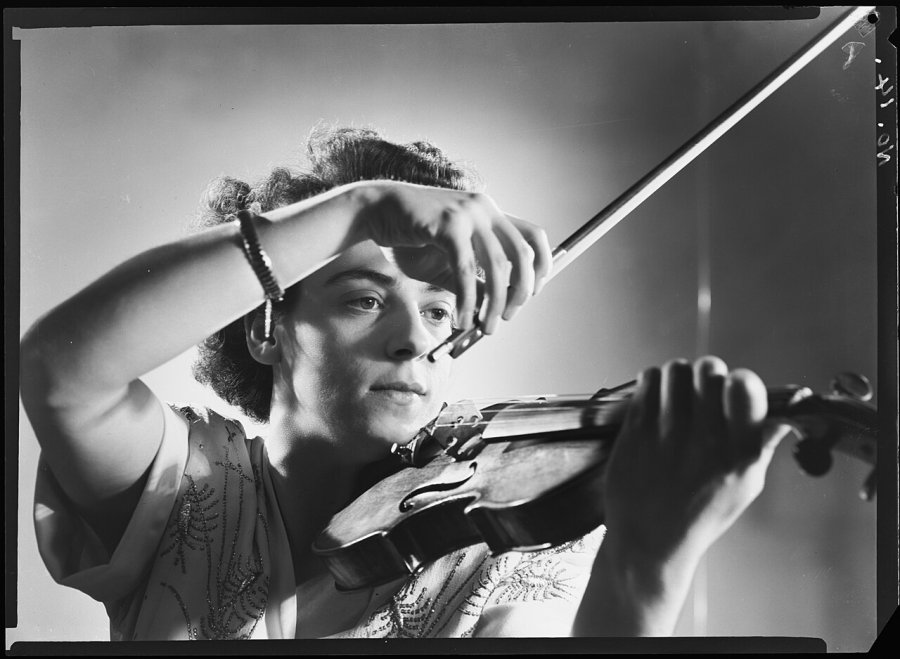 Ginette Neveu
