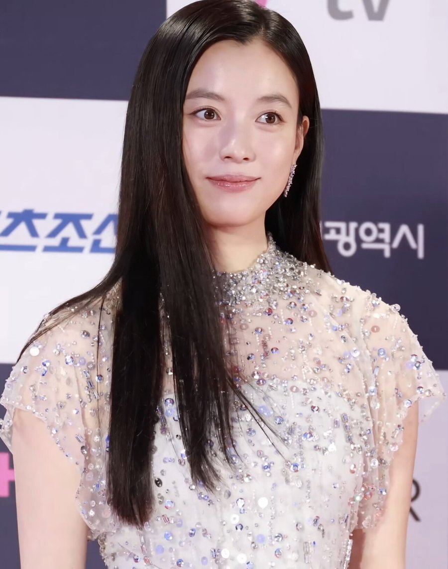 Han Hyo Joo