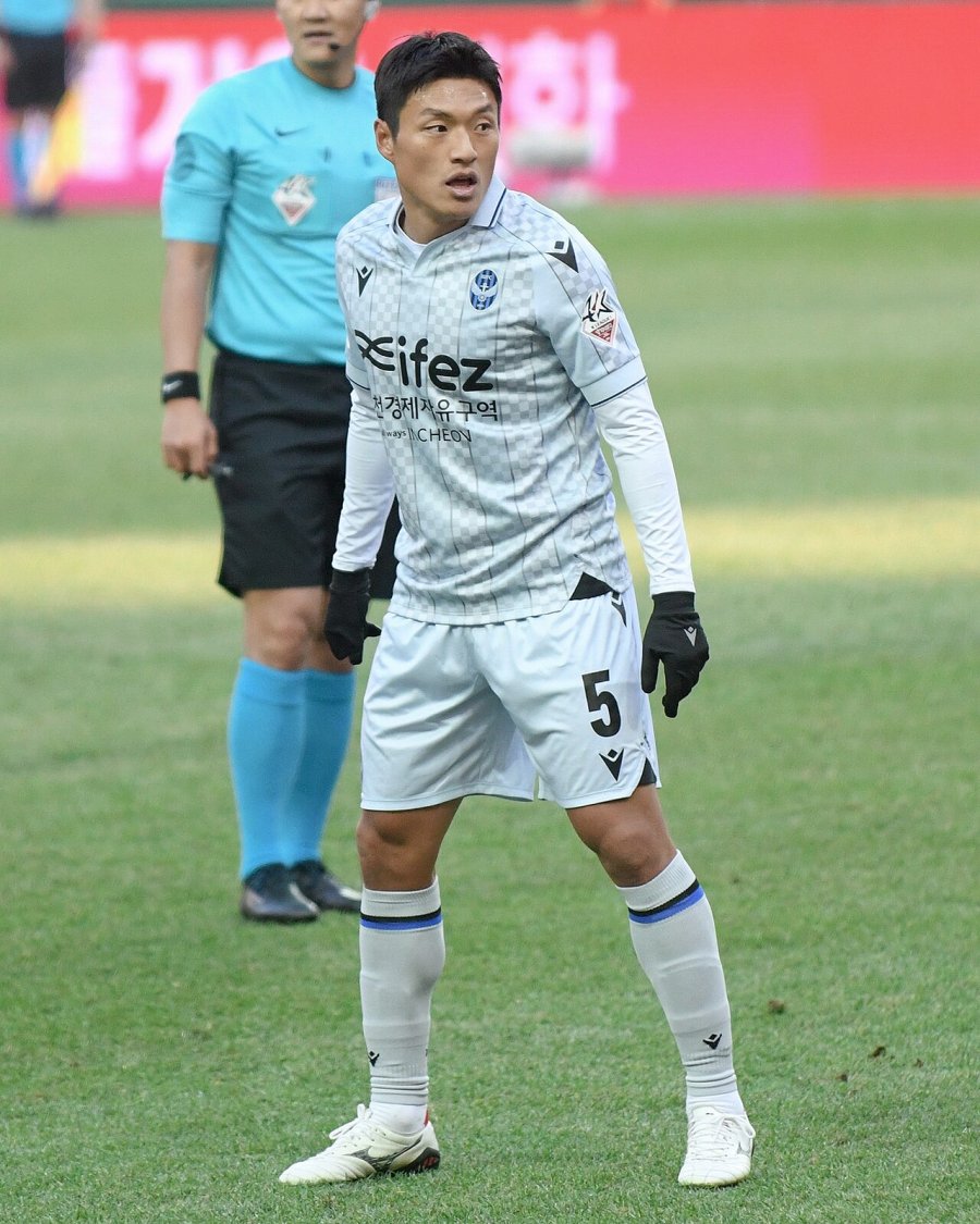 Lee Myung Joo