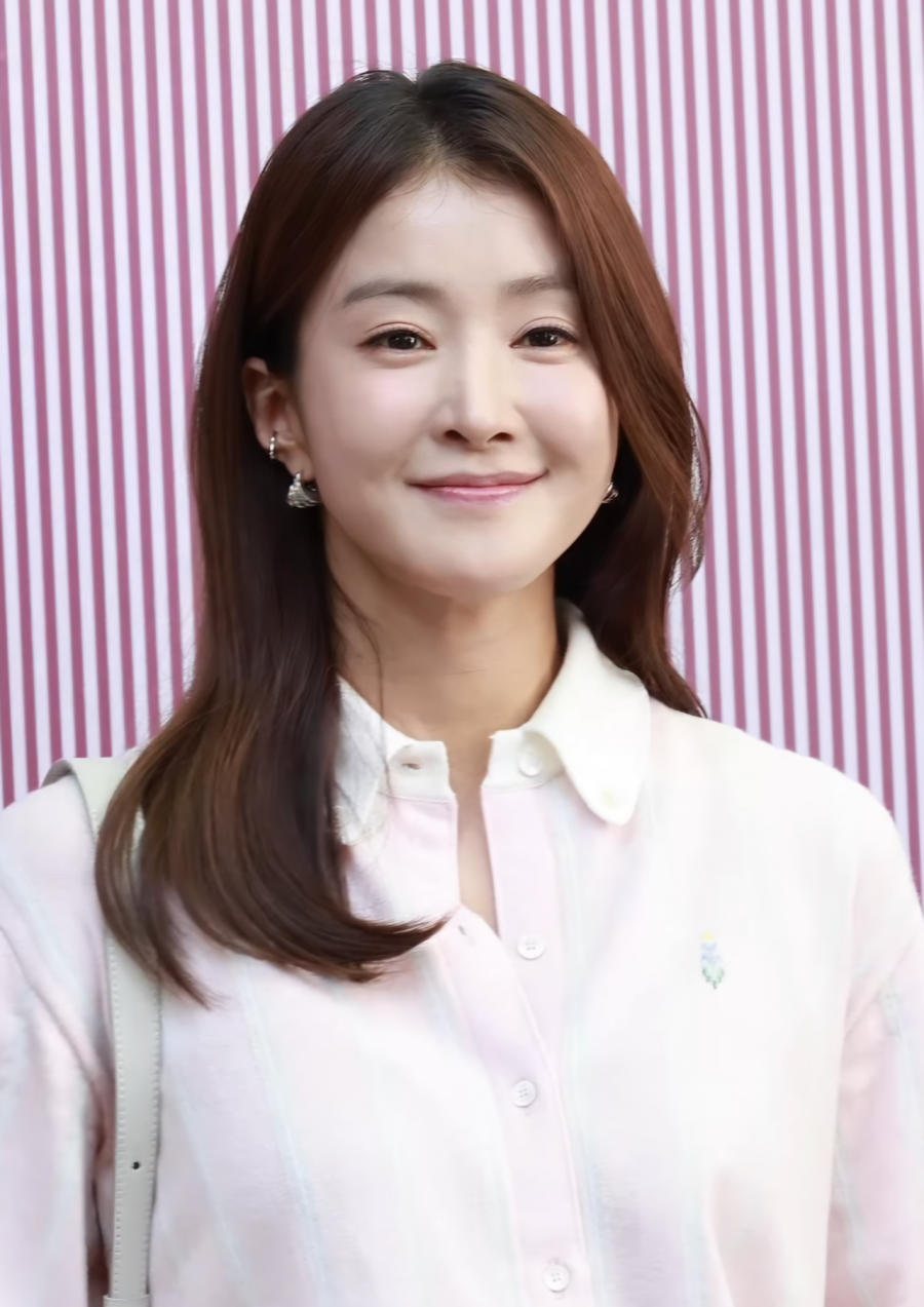 Lee Si Young