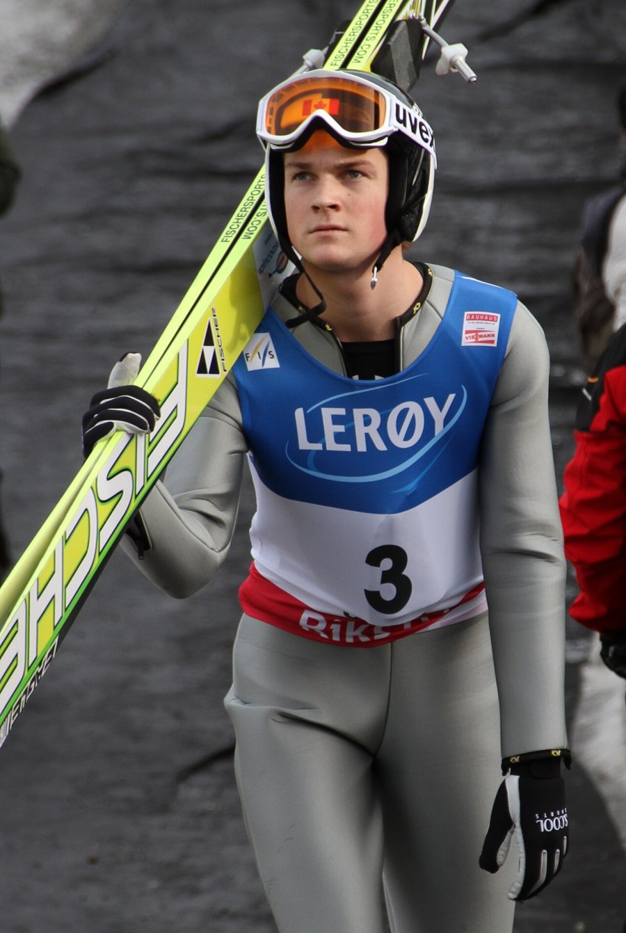 Mackenzie Boyd Clowes