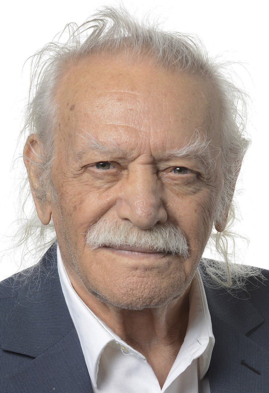 Manolis Glezos