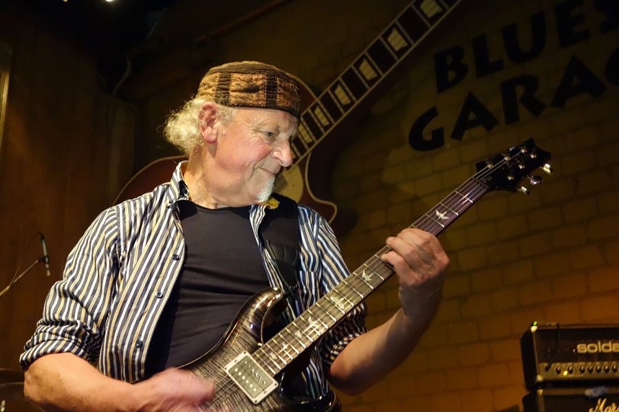 Martin Barre