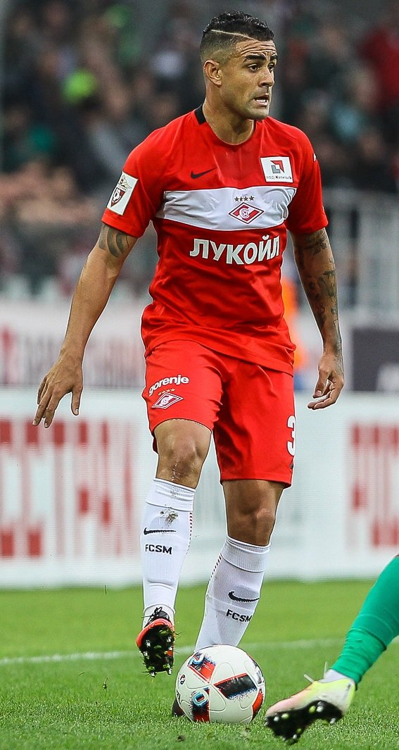 Mauricio Footballer Born September 1988