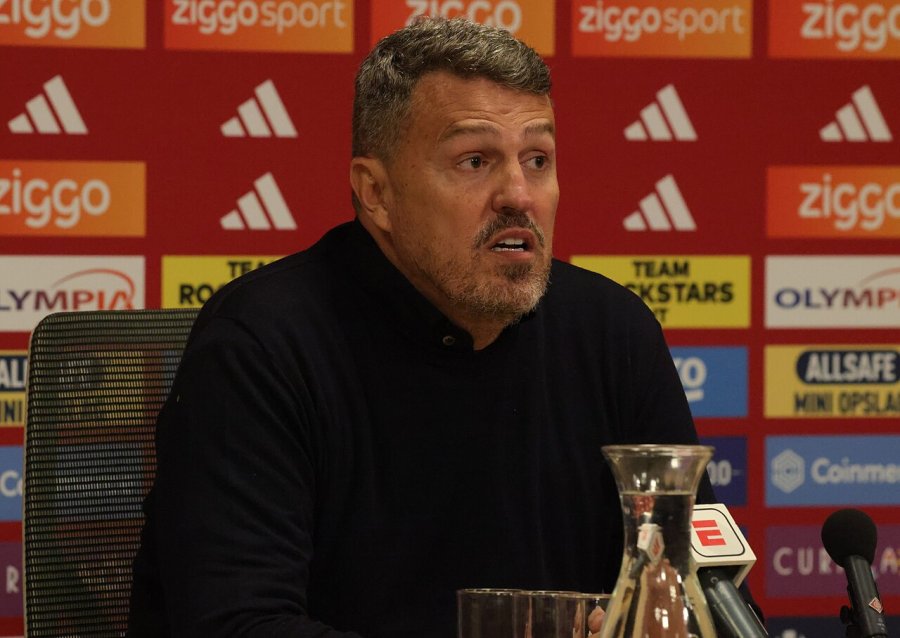 Oscar Garcia Footballer Born 1973