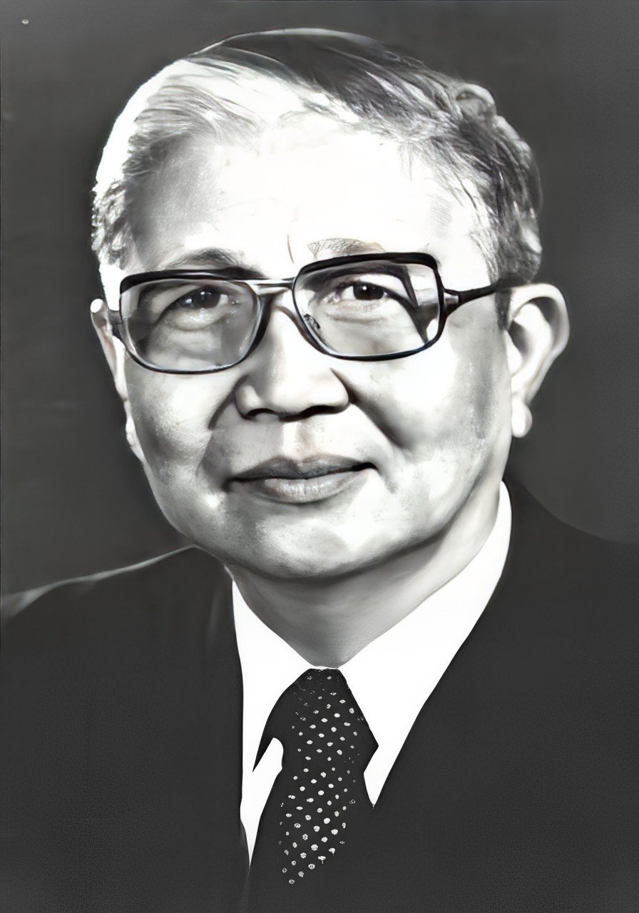 Phoumi Vongvichit