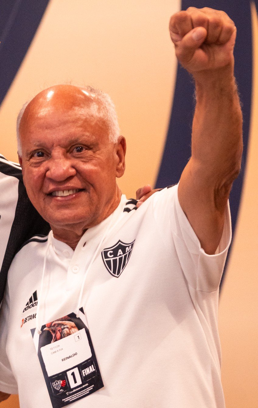 Reinaldo Footballer Born 1957