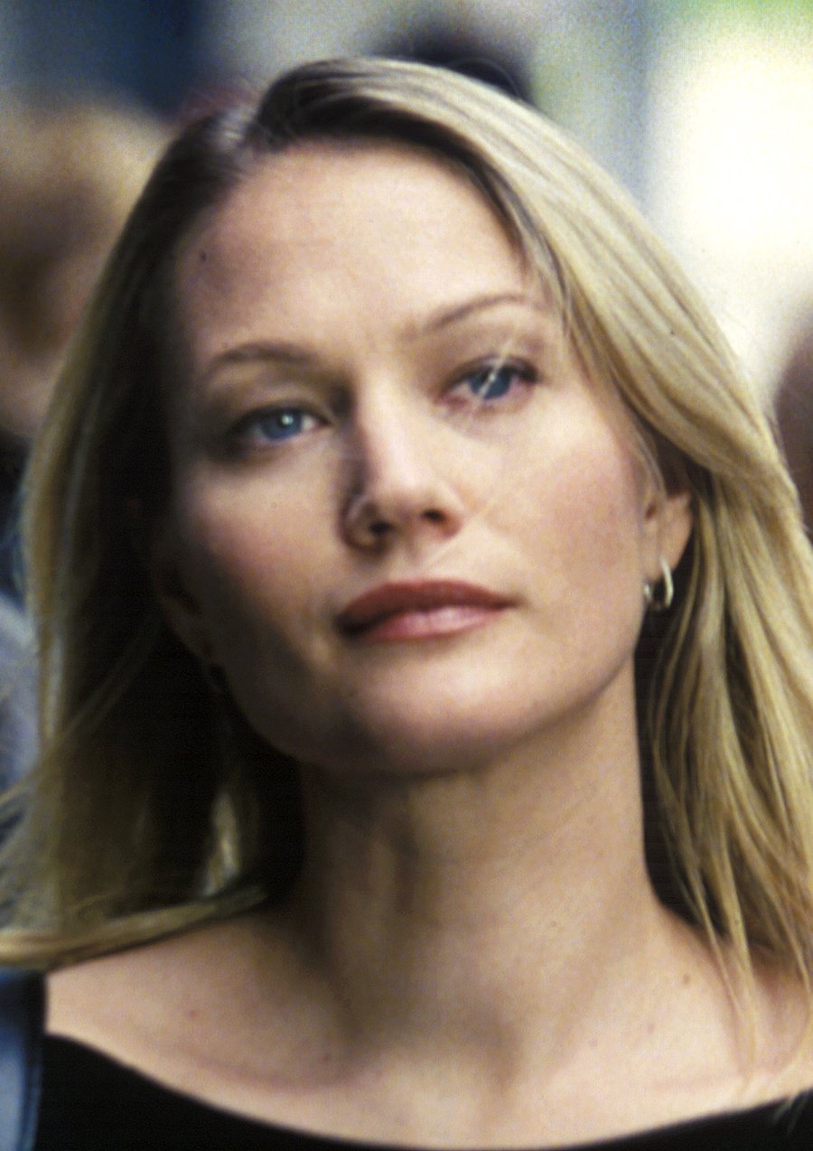 Sarah Wynter