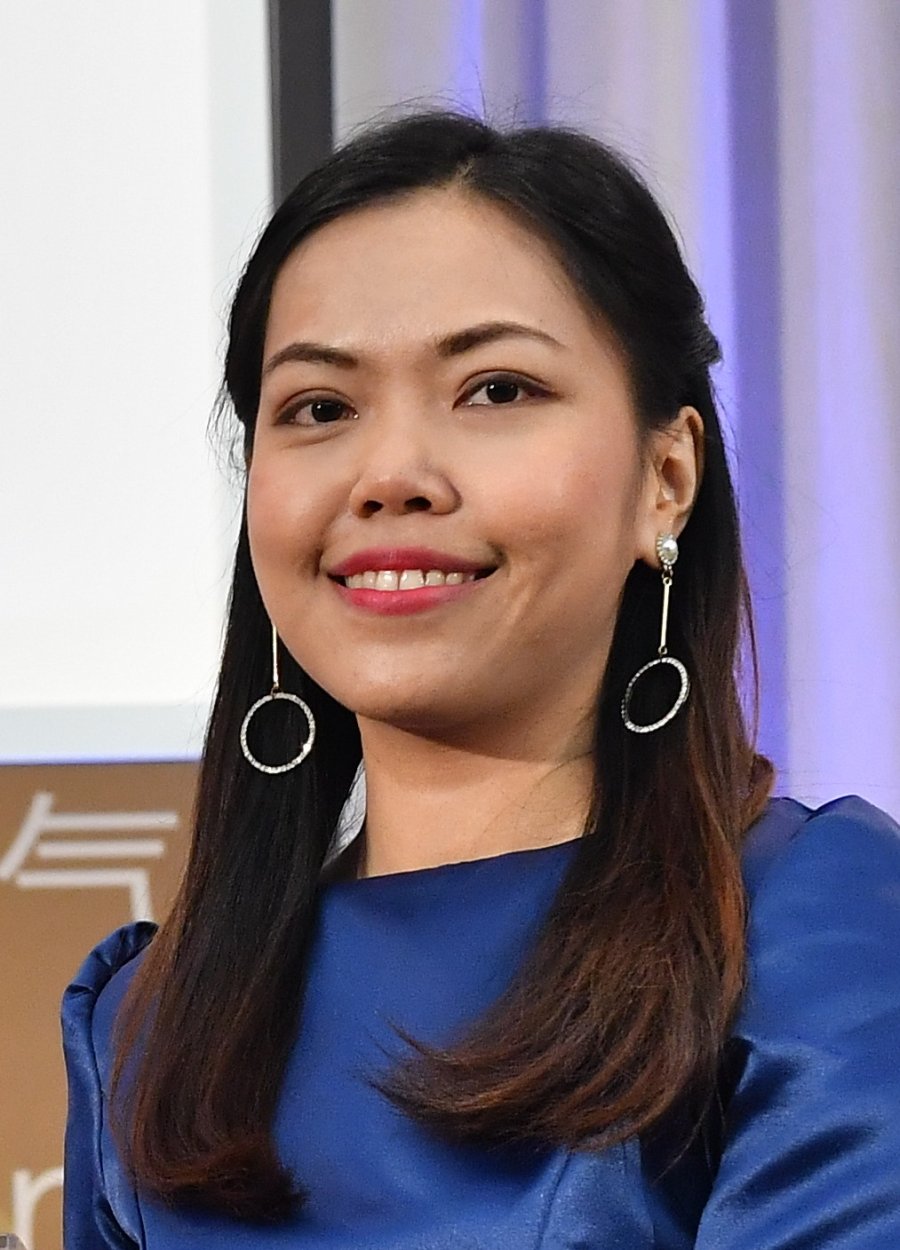 Sirikan Charoensiri