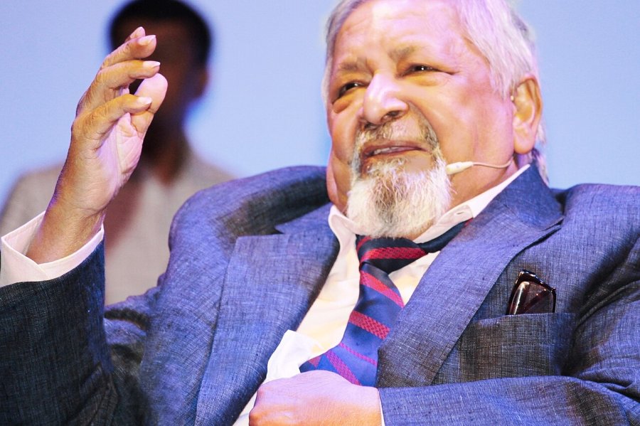 V S Naipaul