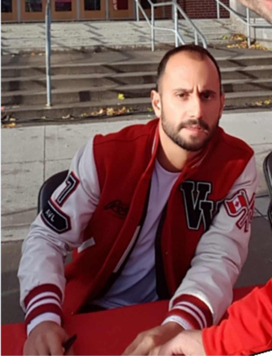 Victor Vazquez Footballer Born 1987