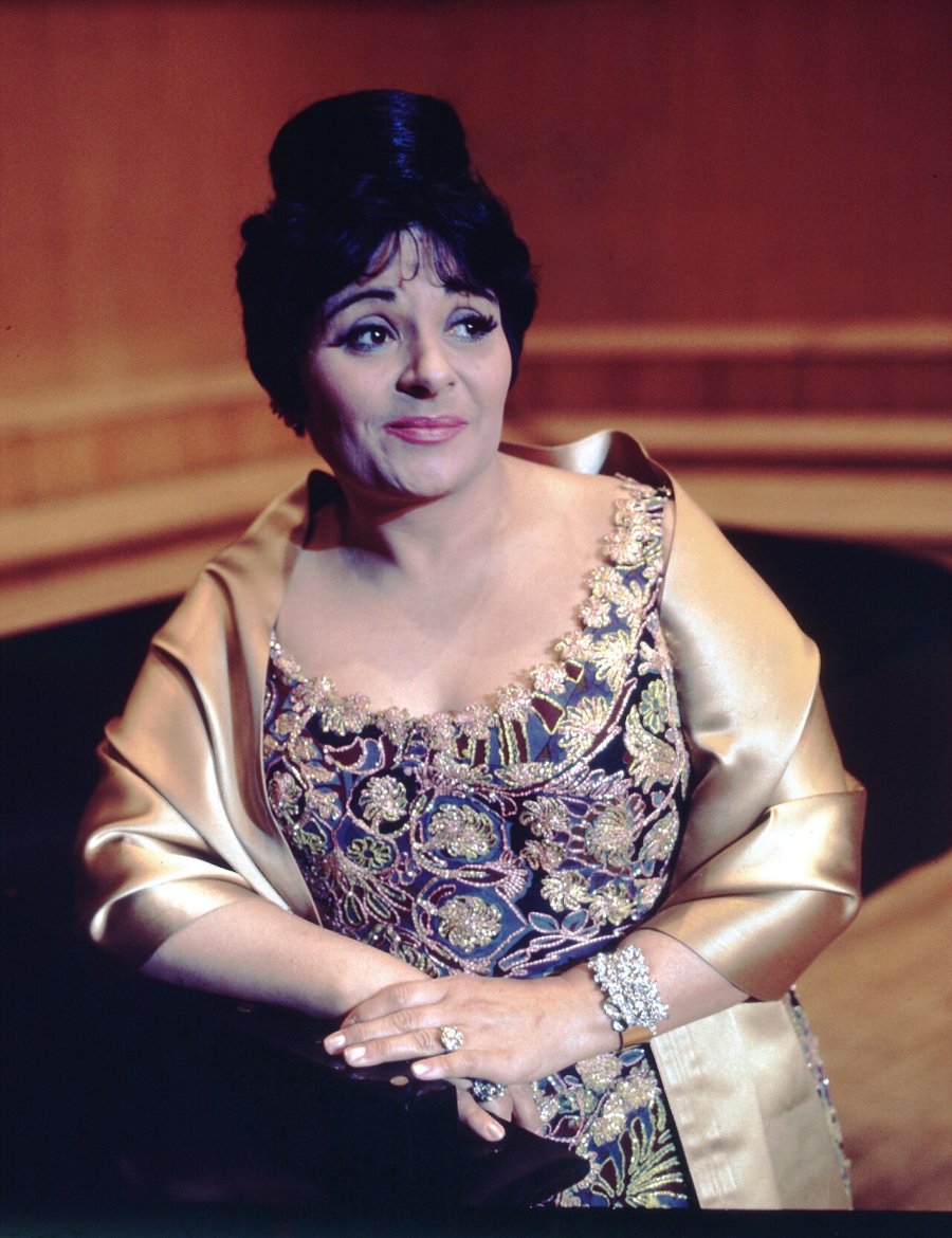 Victoria De Los Angeles