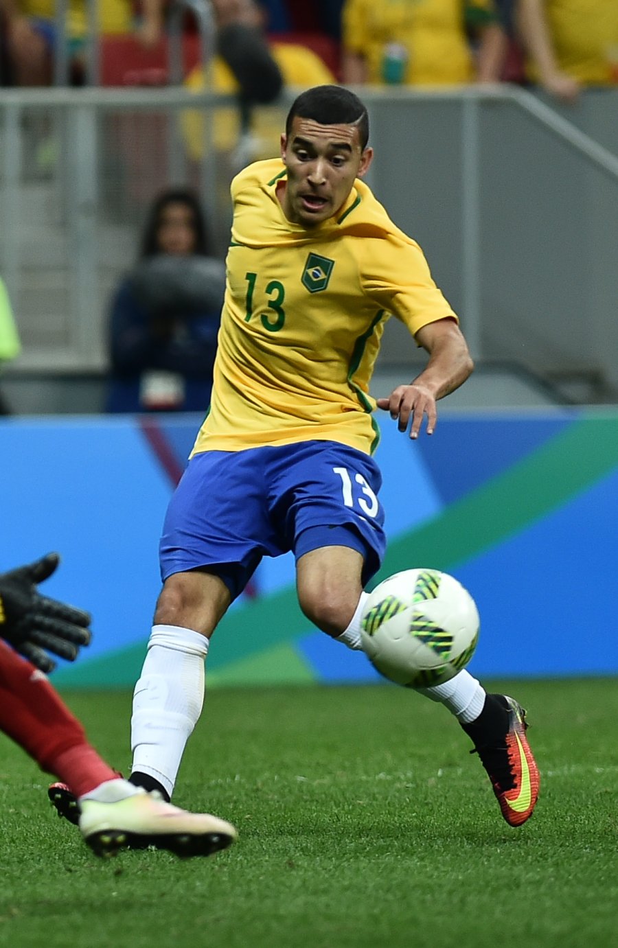 William Footballer Born 1995