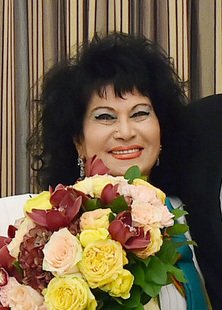 Zeynab Khanlarova